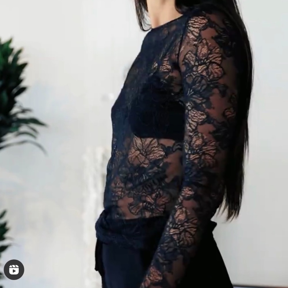 La Perla Lace top size 1 /XS never worn